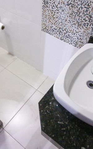 Casa à venda com 160m², 3 quartos e 3 vagas