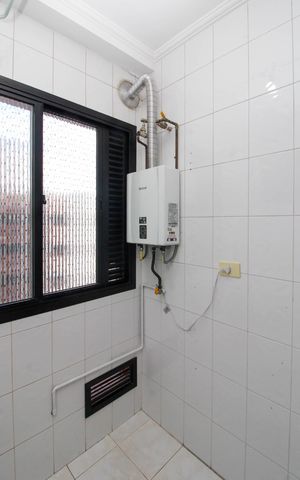 Apartamento à venda com 77m², 3 quartos e 1 vaga Apartamento à venda com 77m², 3 quartos e 1 vagaDetalhe da area de serviço