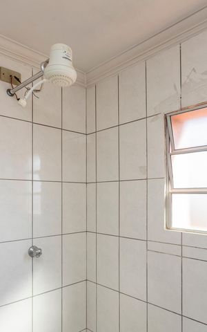 Casa à venda com 180m², 7 quartos e 4 vagasBanheiro da Suíte - Casa 3