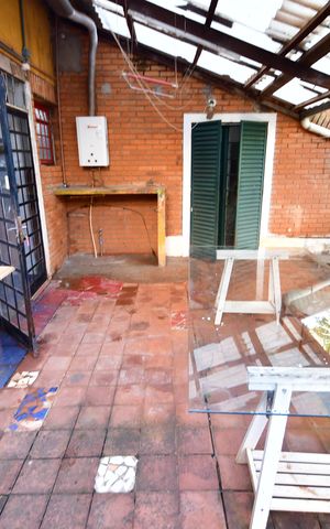 Casa para alugar com 210m², 3 quartos e 1 vagaÁrea de Serviço