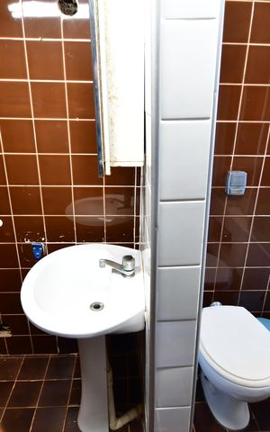 Casa para alugar com 210m², 3 quartos e 1 vagaBanheiro