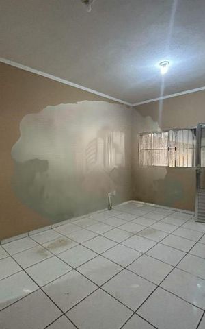 Casa à venda com 86m², 2 quartos e 2 vagas