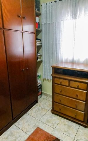 Casa à venda com 80m², 2 quartos e 2 vagas Casa à venda com 80m², 2 quartos e 2 vagasQuarto 2