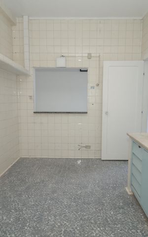 Casa para alugar com 180m², 2 quartos e 1 vagaCozinha