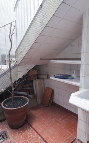 Casa para alugar com 180m², 2 quartos e 1 vagaÁrea de Serviço