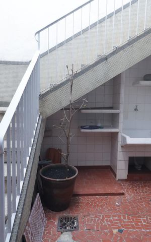 Casa para alugar com 180m², 2 quartos e 1 vagaÁrea de Serviço