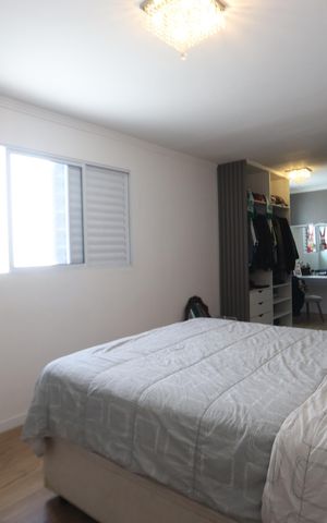 Casa à venda com 180m², 3 quartos e 2 vagasSuíte