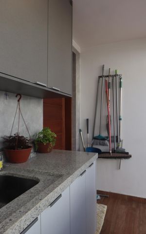 Casa à venda com 180m², 3 quartos e 2 vagasLavanderia