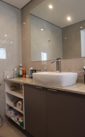 Casa à venda com 180m², 3 quartos e 2 vagasBanheiro da Suíte