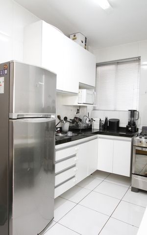 Apartamento à venda com 80m², 2 quartos e 2 vagasCozinha