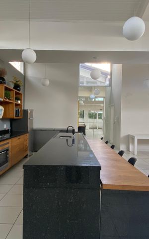 Apartamento à venda com 74m², 3 quartos e 1 vaga Apartamento à venda com 74m², 3 quartos e 1 vagaÁrea comum - Salão de festas