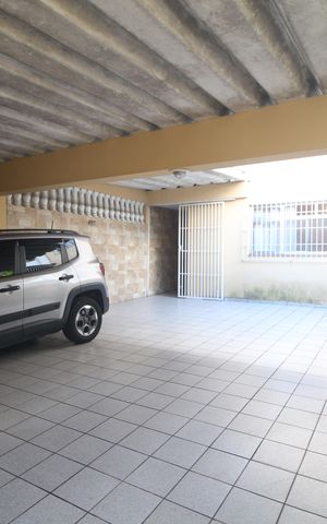Casa à venda com 207m², 5 quartos e 6 vagasGaragem