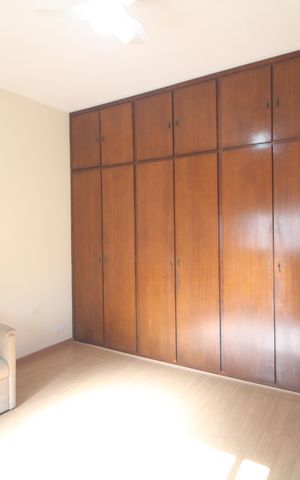 Casa à venda com 207m², 5 quartos e 6 vagasSuíte 1