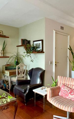 Apartamento à venda com 160m², 3 quartos e 1 vaga Apartamento à venda com 160m², 3 quartos e 1 vagaSala