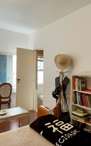 Apartamento à venda com 160m², 3 quartos e 1 vaga Apartamento à venda com 160m², 3 quartos e 1 vagaSuíte 2