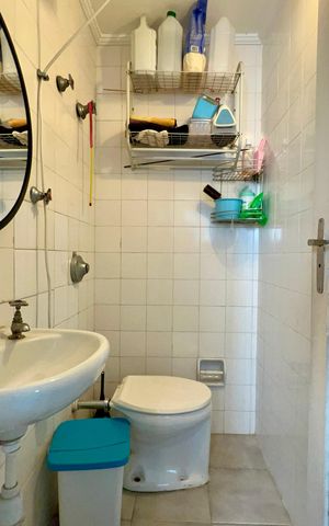 Apartamento à venda com 160m², 3 quartos e 1 vaga Apartamento à venda com 160m², 3 quartos e 1 vagaBanheiro de serviço