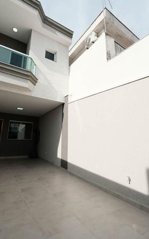 Casa à venda com 168m², 3 quartos e 2 vagasGaragem