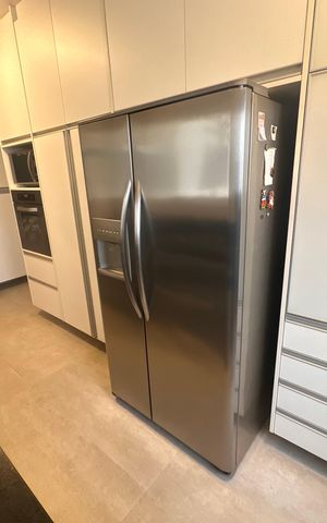 Apartamento à venda com 178m², 4 quartos e 3 vagas Apartamento à venda com 178m², 4 quartos e 3 vagasCozinha