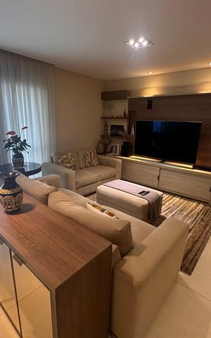 Apartamento à venda com 178m², 4 quartos e 3 vagas Apartamento à venda com 178m², 4 quartos e 3 vagasSala