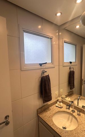 Apartamento à venda com 178m², 4 quartos e 3 vagas Apartamento à venda com 178m², 4 quartos e 3 vagasBanheiro 1