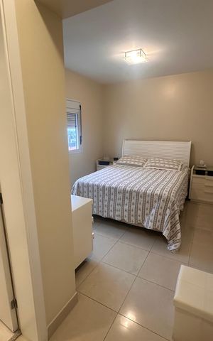 Apartamento à venda com 178m², 4 quartos e 3 vagas Apartamento à venda com 178m², 4 quartos e 3 vagasQuarto 2