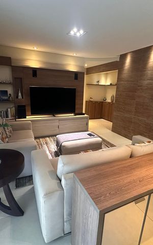 Apartamento à venda com 178m², 4 quartos e 3 vagas Apartamento à venda com 178m², 4 quartos e 3 vagasSala