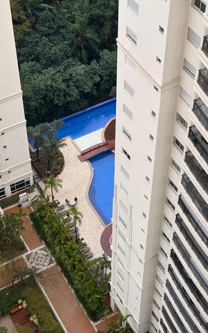 Apartamento à venda com 178m², 4 quartos e 3 vagas
