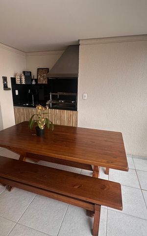 Apartamento à venda com 178m², 4 quartos e 3 vagas Apartamento à venda com 178m², 4 quartos e 3 vagasVaranda