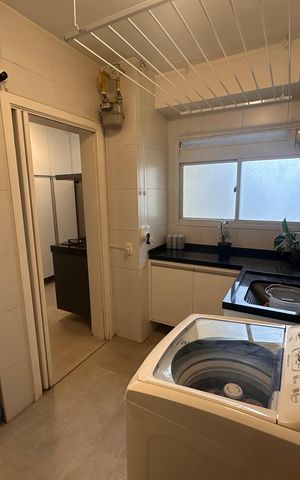 Apartamento à venda com 178m², 4 quartos e 3 vagas Apartamento à venda com 178m², 4 quartos e 3 vagasLavanderia