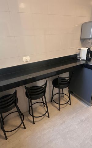 Apartamento à venda com 178m², 4 quartos e 3 vagas Apartamento à venda com 178m², 4 quartos e 3 vagasCozinha