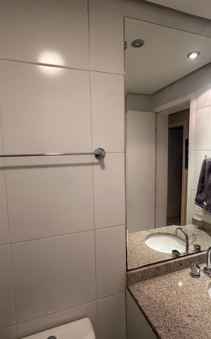 Apartamento à venda com 178m², 4 quartos e 3 vagas Apartamento à venda com 178m², 4 quartos e 3 vagasBanheiro 3