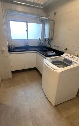 Apartamento à venda com 178m², 4 quartos e 3 vagas Apartamento à venda com 178m², 4 quartos e 3 vagasLavanderia