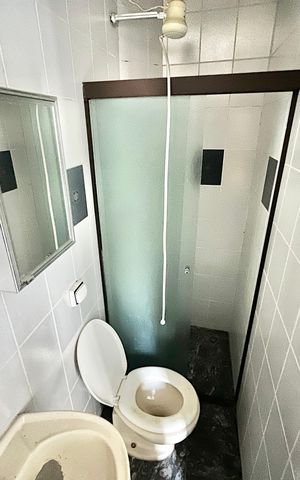 Casa à venda com 280m², 4 quartos e 4 vagas Casa à venda com 280m², 4 quartos e 4 vagasBanheiro de serviço