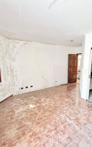 Casa à venda com 280m², 4 quartos e 4 vagas Casa à venda com 280m², 4 quartos e 4 vagasQuarto 1 Suíte