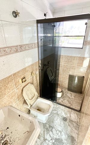 Casa à venda com 280m², 4 quartos e 4 vagas Casa à venda com 280m², 4 quartos e 4 vagasBanheiro da Suíte 4