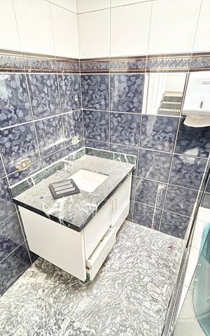 Casa à venda com 280m², 4 quartos e 4 vagas Casa à venda com 280m², 4 quartos e 4 vagasBanheiro