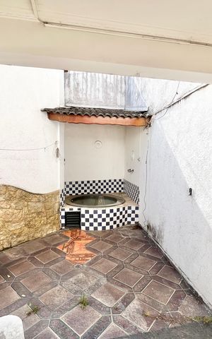 Casa à venda com 280m², 4 quartos e 4 vagas Casa à venda com 280m², 4 quartos e 4 vagasQuintal