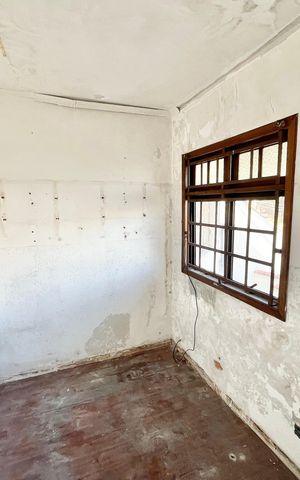 Casa à venda com 280m², 4 quartos e 4 vagas Casa à venda com 280m², 4 quartos e 4 vagasSala de TV