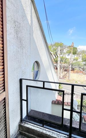 Casa à venda com 280m², 4 quartos e 4 vagas Casa à venda com 280m², 4 quartos e 4 vagasQuarto 1 Suíte Varanda