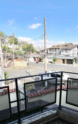 Casa à venda com 280m², 4 quartos e 4 vagas Casa à venda com 280m², 4 quartos e 4 vagasQuarto 1 Suíte Varanda