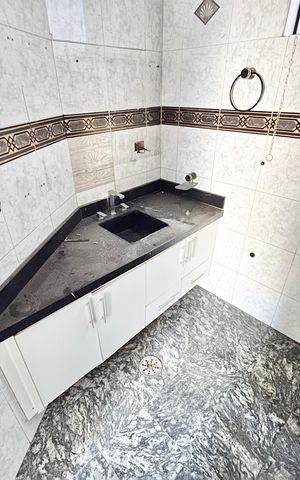 Casa à venda com 280m², 4 quartos e 4 vagas Casa à venda com 280m², 4 quartos e 4 vagasBanheiro da Suíte 1