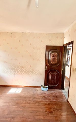 Casa à venda com 280m², 4 quartos e 4 vagas Casa à venda com 280m², 4 quartos e 4 vagasQuarto 3
