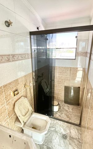 Casa à venda com 280m², 4 quartos e 4 vagas Casa à venda com 280m², 4 quartos e 4 vagasBanheiro da Suíte 4