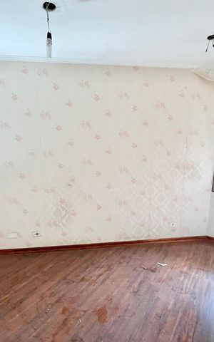 Casa à venda com 280m², 4 quartos e 4 vagas Casa à venda com 280m², 4 quartos e 4 vagasQuarto 3