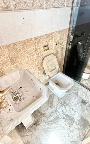 Casa à venda com 280m², 4 quartos e 4 vagas Casa à venda com 280m², 4 quartos e 4 vagasBanheiro da Suíte 4