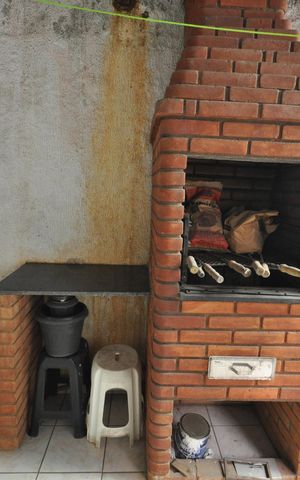 Casa à venda com 160m², 3 quartos e 2 vagasChurrasqueira