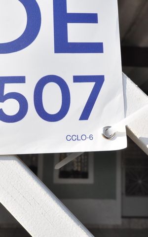 Casa à venda com 160m², 3 quartos e 2 vagasPlaca