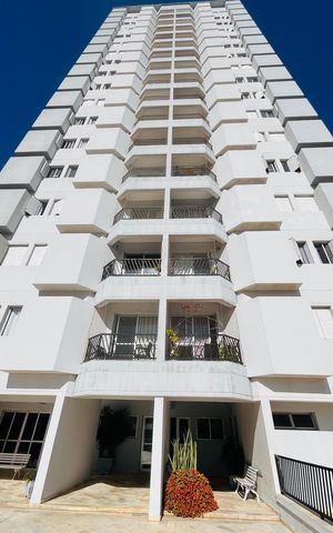 Apartamento à venda com 90m², 3 quartos e 1 vaga Apartamento à venda com 90m², 3 quartos e 1 vagaFachada