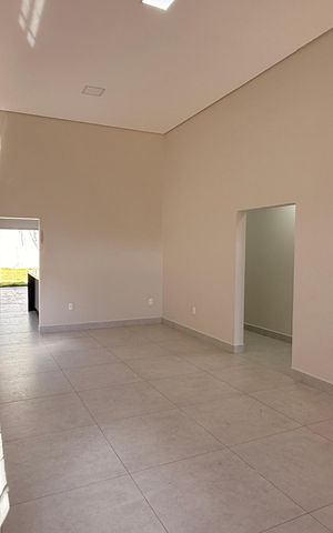 Casa para alugar com 210m², 3 quartos e 2 vagasSala