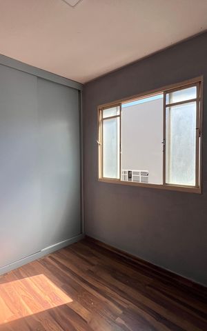 Casa à venda com 52m², 3 quartos e sem vaga Casa à venda com 52m², 3 quartos e sem vagaQuarto 1